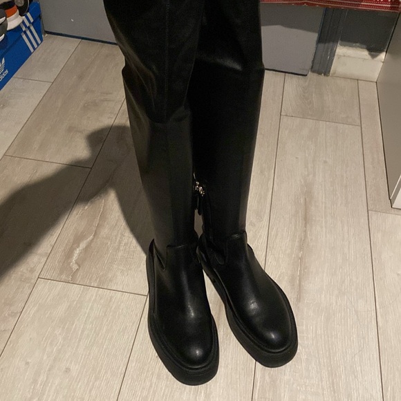 Zara Over the Knee tall lug sole boot - Picture 4 of 10